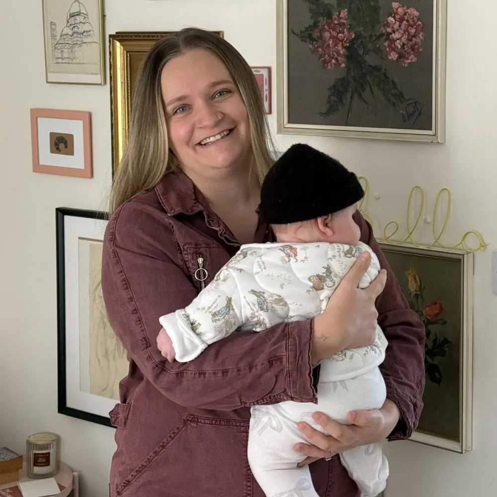 Lilith with her baby Ellarin